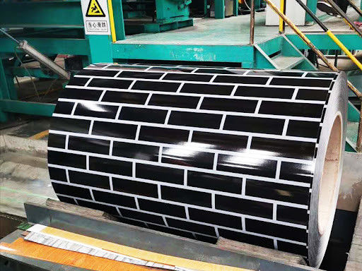 Каменное зерно Печатная цветовая катушка 3003H24 Алюминиевая катушка ПВДФ Деревянное зерно 50-летняя гарантия Цветопокрытая катушка
